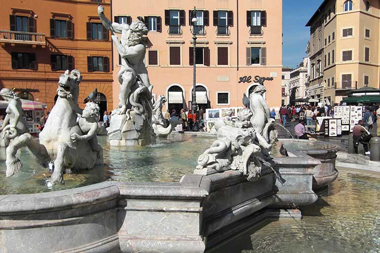 Visitar Piazza Navona en Roma